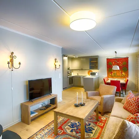 Handicap-friendly With 3 Bedrooms *